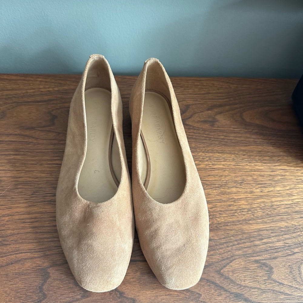 Suede low heel all day petite pump